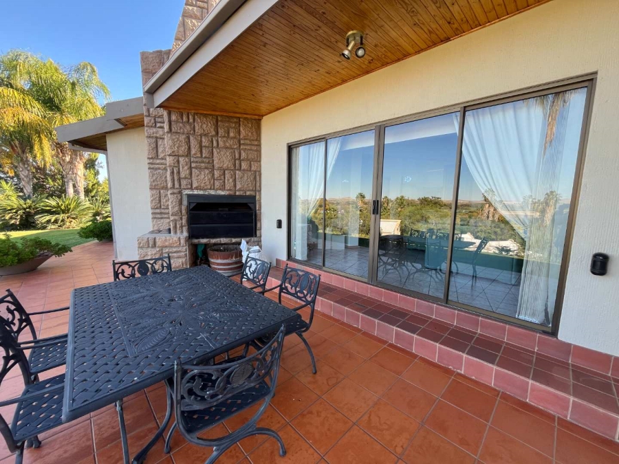 4 Bedroom Property for Sale in Keidebees Northern Cape